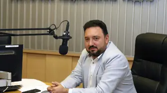 Журналистка на БНР към генералния директор: Не гледайте часовника