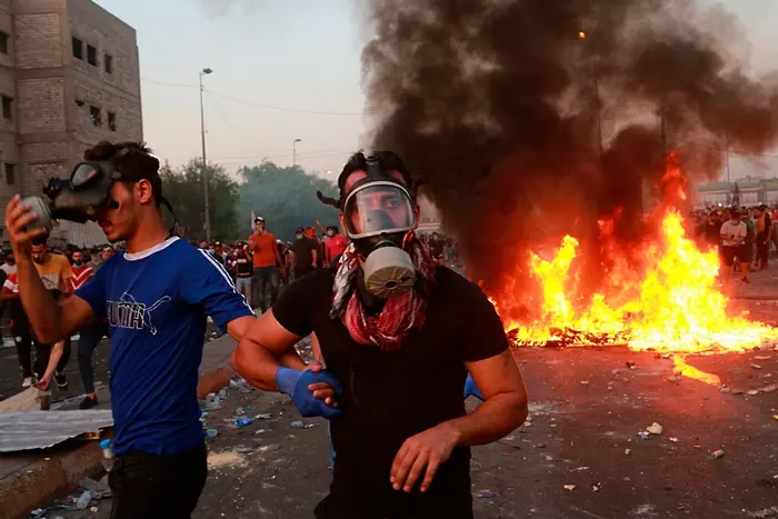 33 убити при антиправителствени протести в Ирак