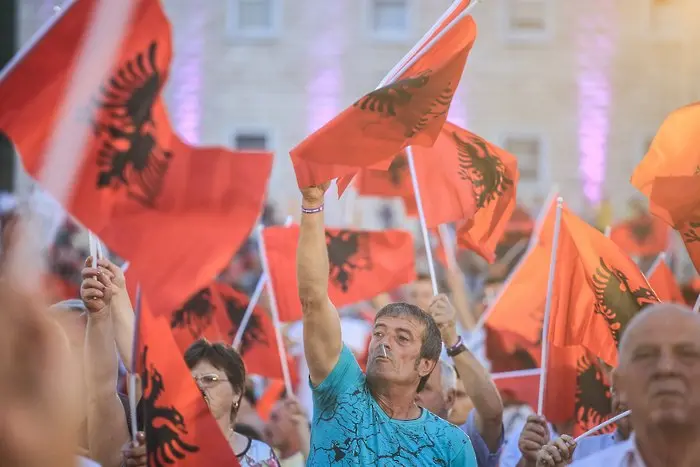 Журналисти в Албания на протест срещу проектозакон за медиите