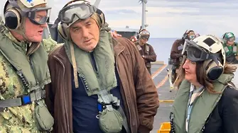 Борисов се срещна с македонска делегация на американски самолетоносач