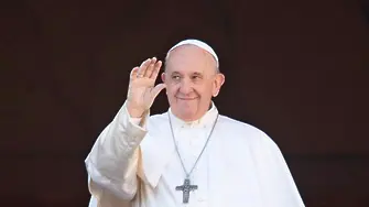 Папата: Клюките са напаст, по-лоша от COVID-19
