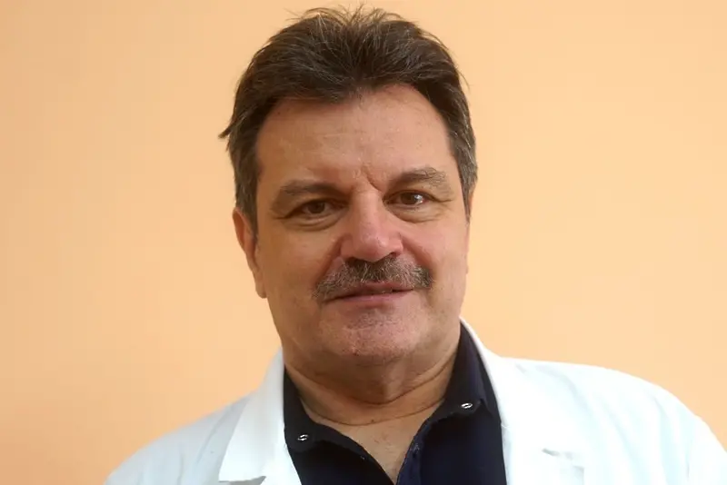 Д-р Симидчиев: Аз съм привърженик на „COVID нула“. А не да си играем на пинг-понг с пандемията