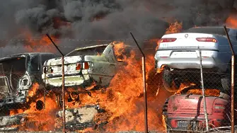 80 коли изгоряха на автоморга в Хасково