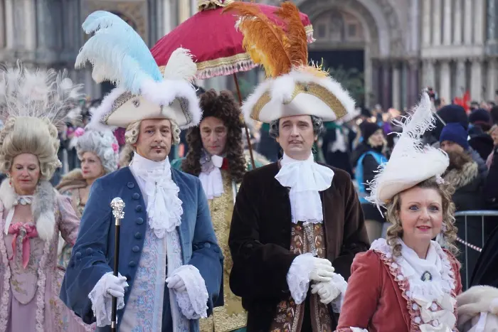 Коронавирусът отменя и карнавала във Венеция
