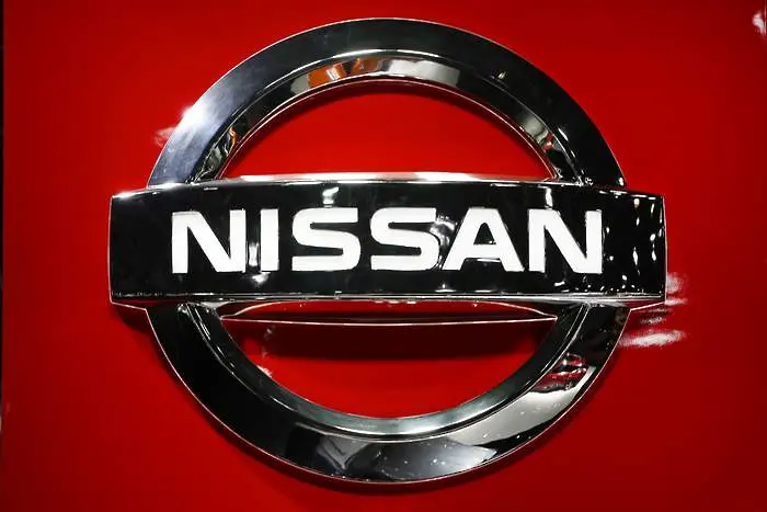 Nissan - с най-дългото и най-трудно пътуване с безпилотна кола във Великобритания