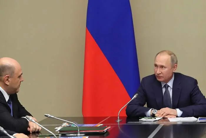Путин внесе предложенията за изменение на конституцията в парламента