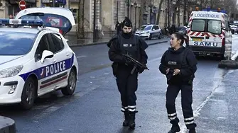 Стрелба близо до джамия в Париж
