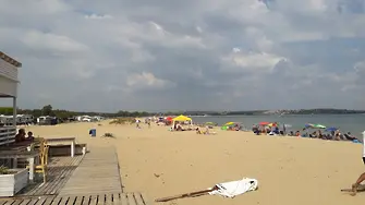 Фирма на офшорка взе созополския плаж 