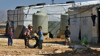 Първи регистриран заразен с COVID-19 в бежански лагер в Ливан