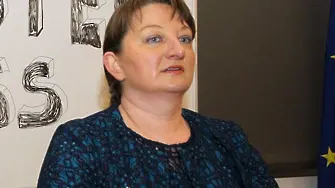 Сачева заяви, че 60/40 работи и опроверга Ангелкова