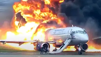 Русия показа запис на самолетна катастрофа с 41 жертви (ВИДЕО)