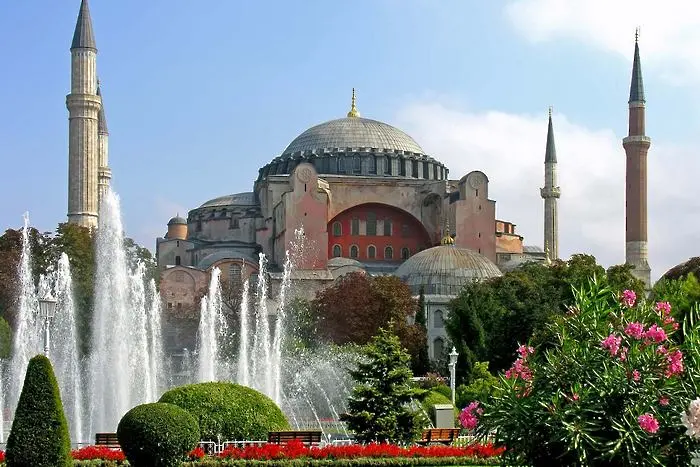 На 2 юли се решава ще превърне ли Турция Света София в джамия