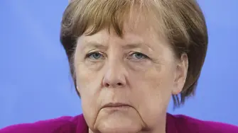 Меркел предотврати конфликт между Гърция и Турция