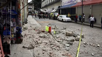 Най-малко 4-ма загинали при земетресение в Мексико