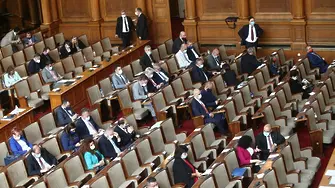 Парламентарен сезон: министрите отговорили на над 750 въпроса, премиерът - изслушан два пъти