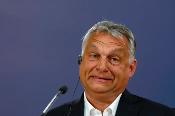 Орбан плаши да изтегли евродепутатите си от ЕНП