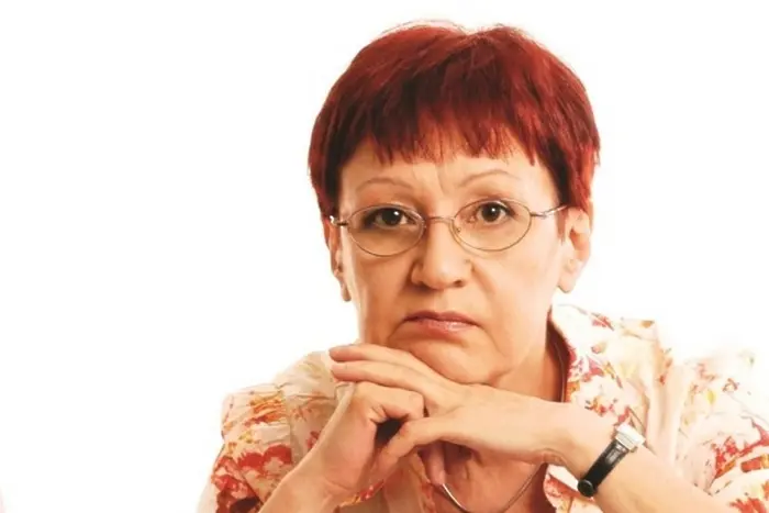 Почина поетесата Миряна Башева, която остава безсмъртна, защото бе човек