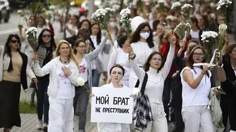 700 арестувани след поредните протести в Беларус (СНИМКИ)