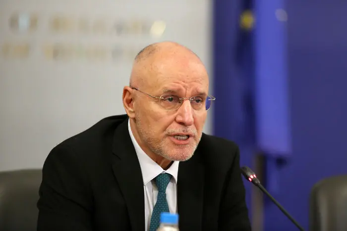Потвърдено: целта на България е приемане на еврото през 2024 г.  Преходен период няма да има
