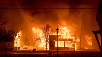 Половин милион американци евакуирани заради пожари в Орегон