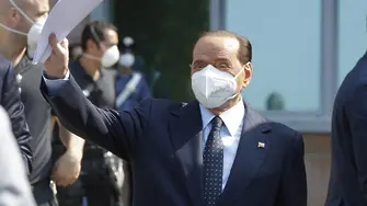 Изписаха от болница заразения с COVID-19 Силвио Берлускони