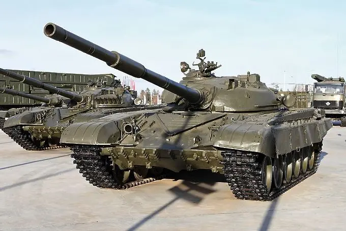 Каракачанов обеща ремонт на 40 съветски танка Т-72