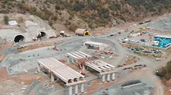 АПИ се похвали с видео как се строи тунел 