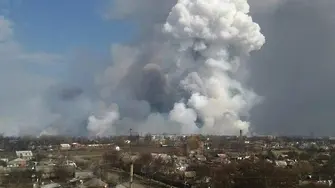 Русия евакуира села след серия взривове в склад с боеприпаси (ВИДЕО)
