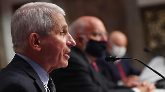 С началото на ваксинациите срещу COVID 19 във Великобритания с даването