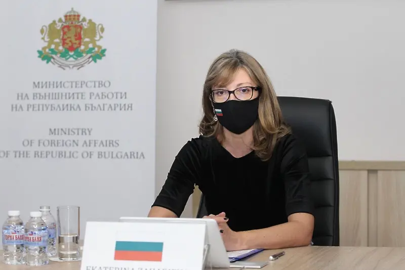 Захариева: Резултат от пътуването на Борел до Москва няма. Трябваше да се срещне поне с последователи на Навални