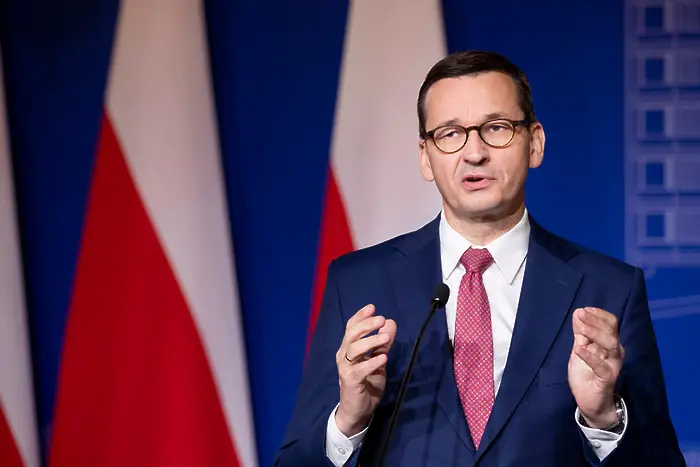 Полският премиер иска регулация срещу цензурата в социалните мрежи