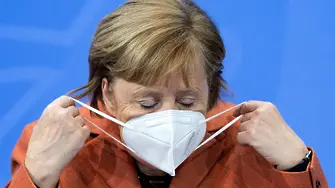 Меркел иска пълно затваряне на Германия заради британската мутация