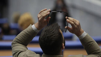 Политическата комуникация е важен инструмент в процеса по избор действия