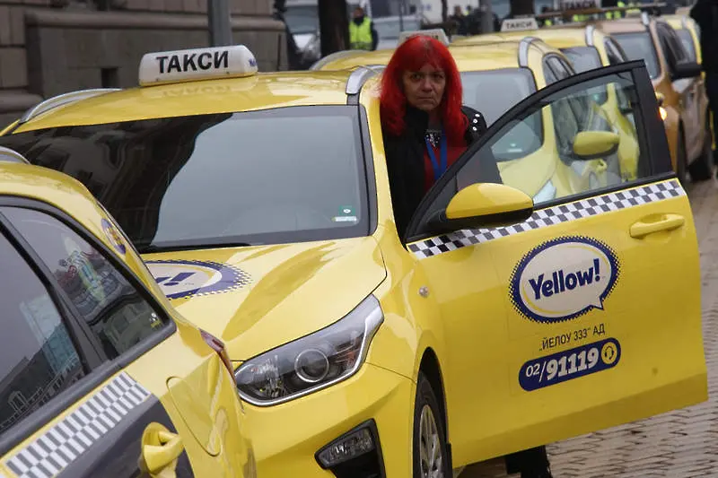 Таксиметровите шофьори излизат на национален протест във вторник