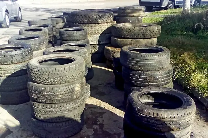 Столична община събра 1100 стари гуми