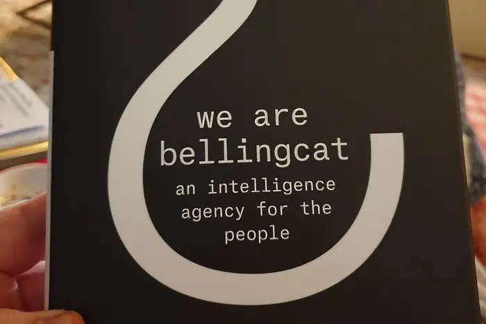 Да вържеш звънче на котката: кой стои зад разследващия сайт Bellingcat