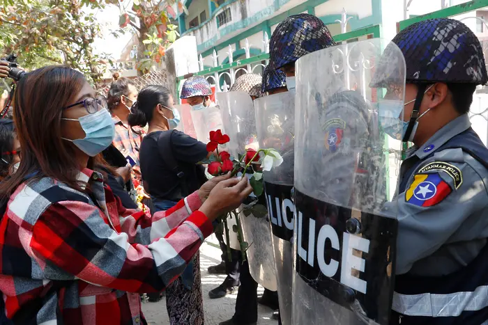 ЕС обучавал специалните полицейски части на Мианма