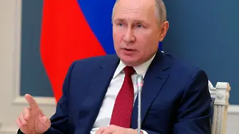 Путин: Интернет гигантите конкурират държавите