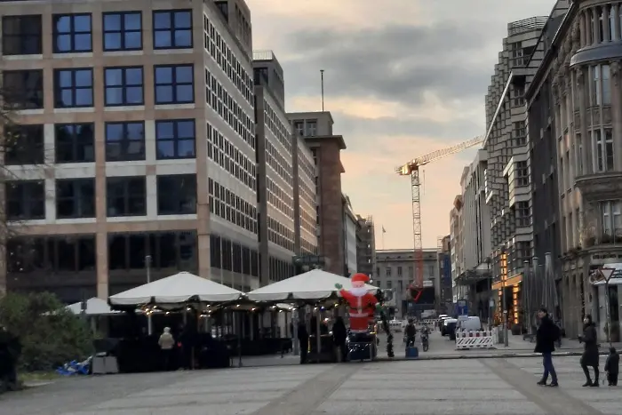Берлинчани: Шофьорите в града да карат само веднъж месечно