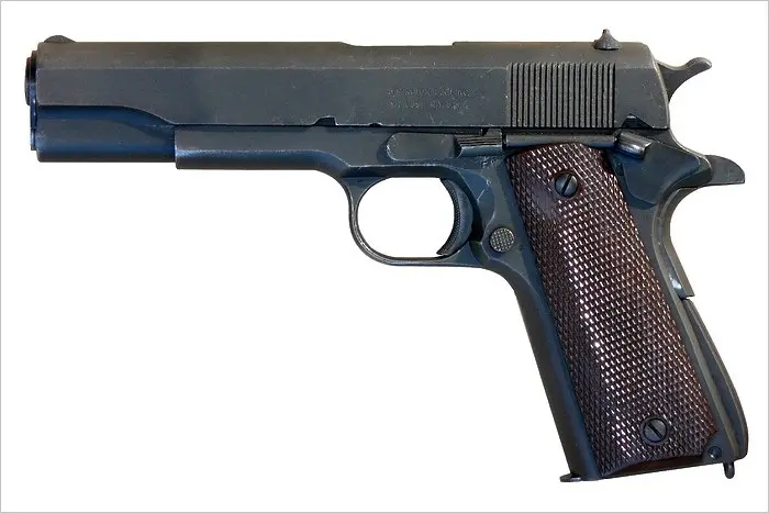 Чешка оръжейна компания купи Colt за $220 млн.