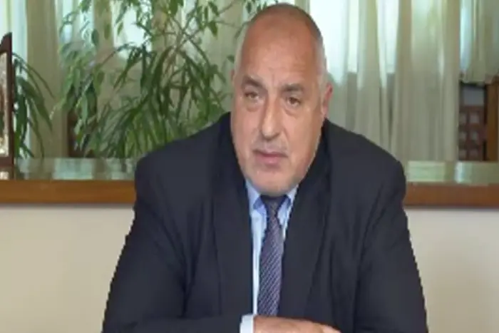 Борисов  със заръки към Захариева: „За радост, Руската федерация има много сериозен посланик“