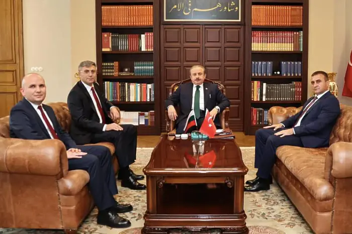 Ердоган се срещна с Карадайъ и делегация на ДПС
