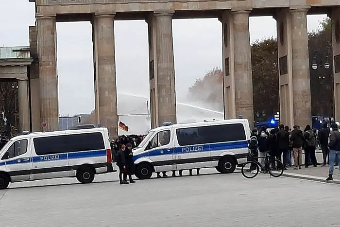 Бой и арести за 1 май в Германия