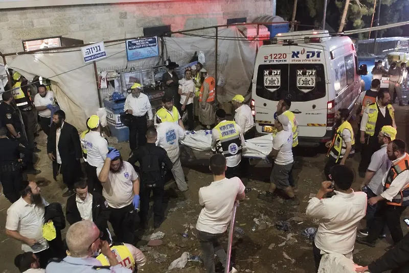 45 жертви след срутването на трибуна на религиозен празник в Израел