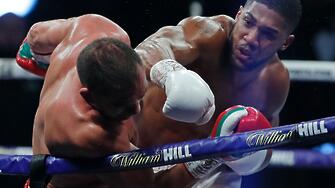 Очакваният с огромен интерес първи мач в тежка категория на