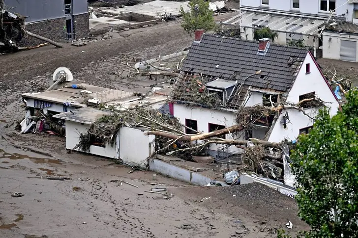 133 са жертвите при наводненията в Германия