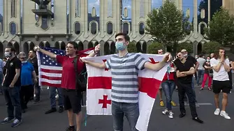 Протестите в Грузия продължават
