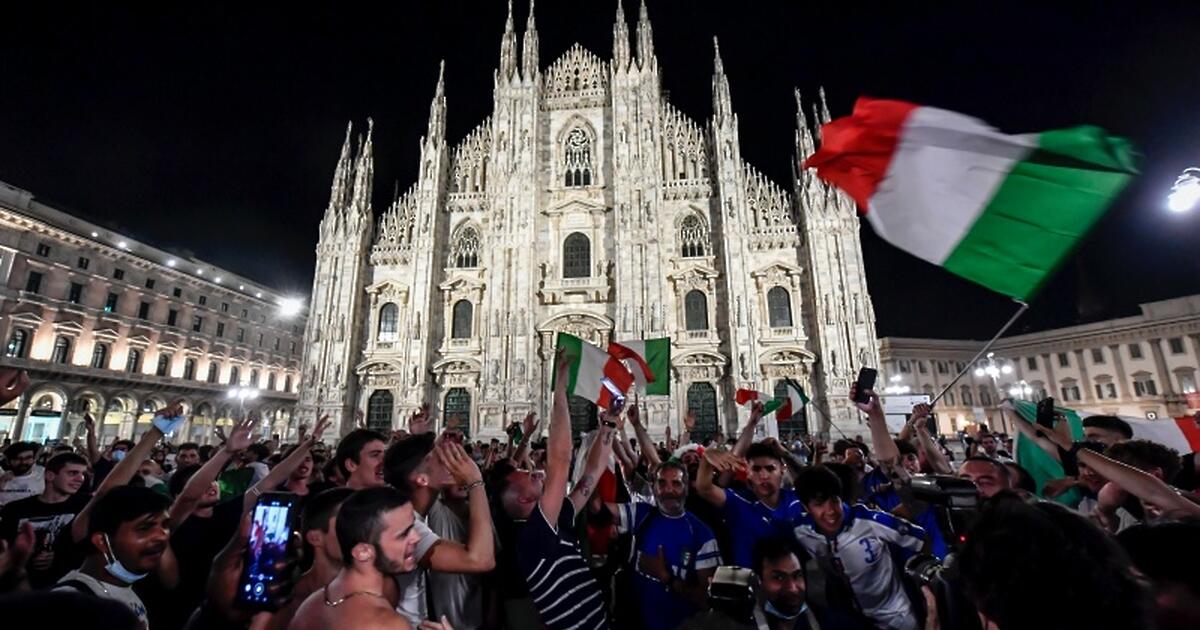 Господ е италианец.Това е челното заглавие на в. Кориере деле