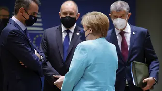 Изтокът поряза Макрон и Меркел за среща ЕС-Путин