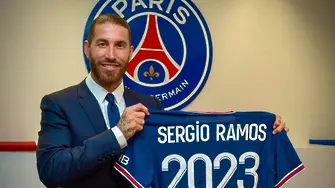 Серхио Рамос подписа за две години с 